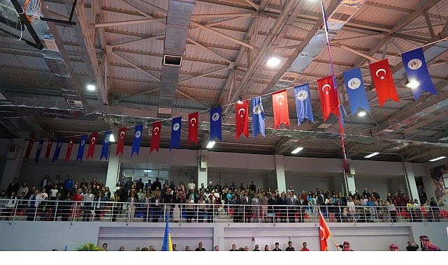 5. Milas Uluslararası Halk Oyunları Gecesi Coşkuyla Gerçekleşti