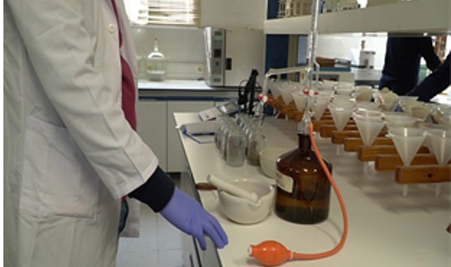 Toprak analizi ile hem çiftçi hem de toprak korunuyor