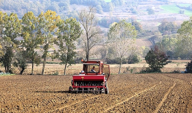Büyükşehir’in hibeli tohumları toprakla buluştu