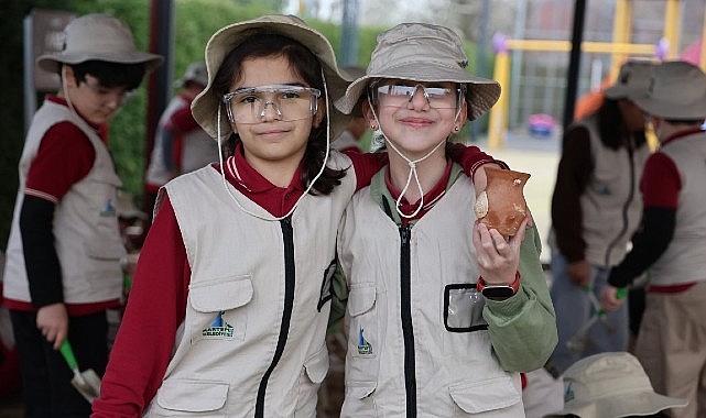 Kartepeli Miniklerden Tarihe Yolculuk