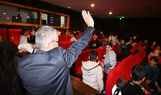 Öğrencilerden sinema keyfi