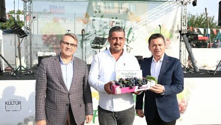 Osmangazi’de Üzüm Bereketi Festivalle Taçlandı