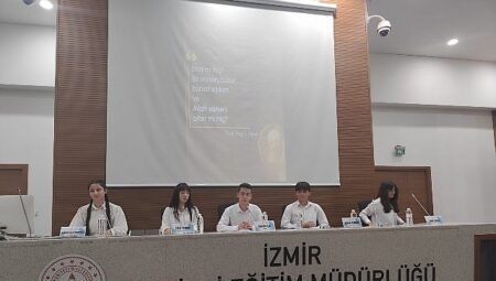 Anadolu Mektebi Yazar Okumaları Projesi İzmir’de Yeni Döneme Kapılarını Açıyor