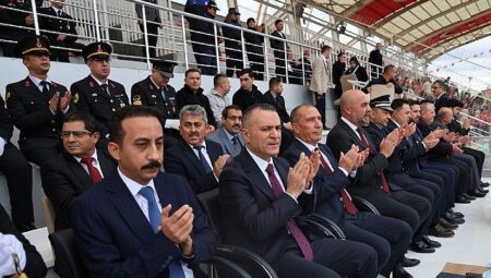 Çumra’da 29 Ekim Cumhuriyet Bayramı Coşkusu Bando Ezgileriyle Taçlandı