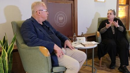 “İstanbul’un Lezzet Takvimi” Söyleşilerinin İlk Programında Ruhi Güler’le Lüfer Hakkında Konuşuldu