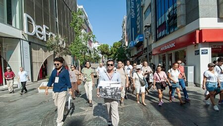 Karşıyaka’da Atatürk’ün izinde tarihe yolculuk