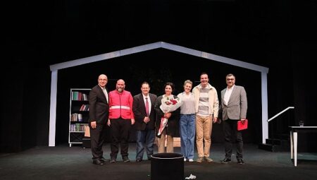 Şehrin Tiyatrosu “Yenilmez” oyunuyla 11. Adana Şehir Tiyatroları Festivali’ne konuk oldu